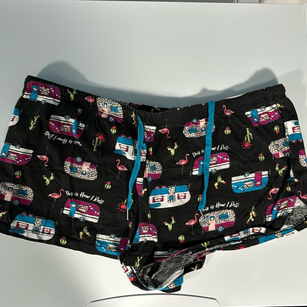 Secret Treasures Pajama Shorts women’s size L(12-14)